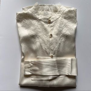 LilySilk White Lace Silk Blouse with removable bow in off white size S